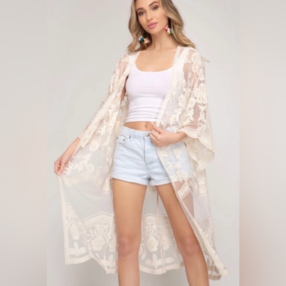 DIZZY GAL Cream Lace Kimono Cardigan
